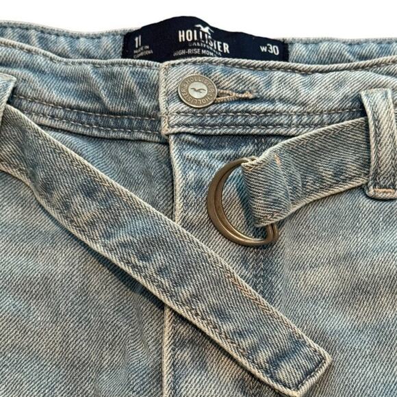 Hollister High Rise Mom Shorts 3" blue denim with belt and buckle size 11 - Picture 5 of 9